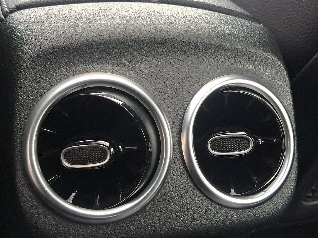 Used 2019 Mercedes-Benz A 220 4MATIC image 11