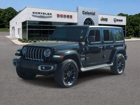 Used 2023 Jeep Wrangler Unlimited Sahara w/ Cold Weather Group AWD/4WD image 1