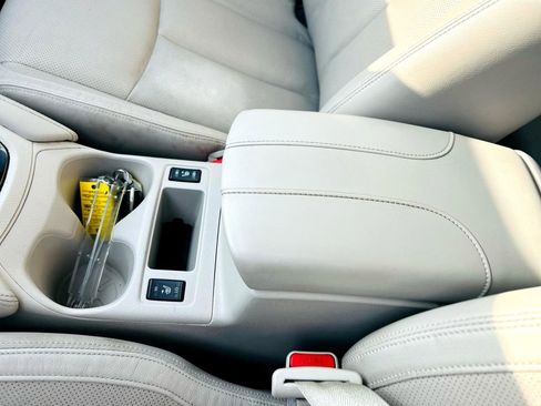 Used 2020 Nissan Rogue Sport SL image 36