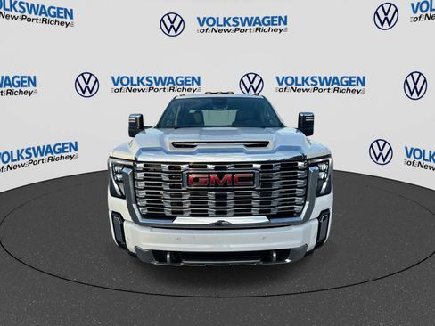 Used 2025 GMC Sierra 3500 Denali w/ Denali Reserve Package AWD/4WD image 17