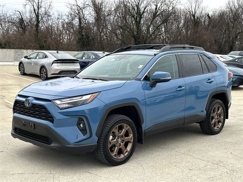 Certified 2023 Toyota RAV4 AWD Hybrid image 2