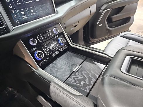 Certified 2022 GMC Yukon Denali w/ Max Trailering Package image 22