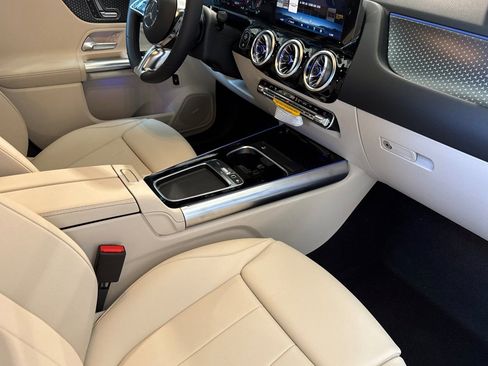 New 2025 Mercedes-Benz GLA 250 image 19