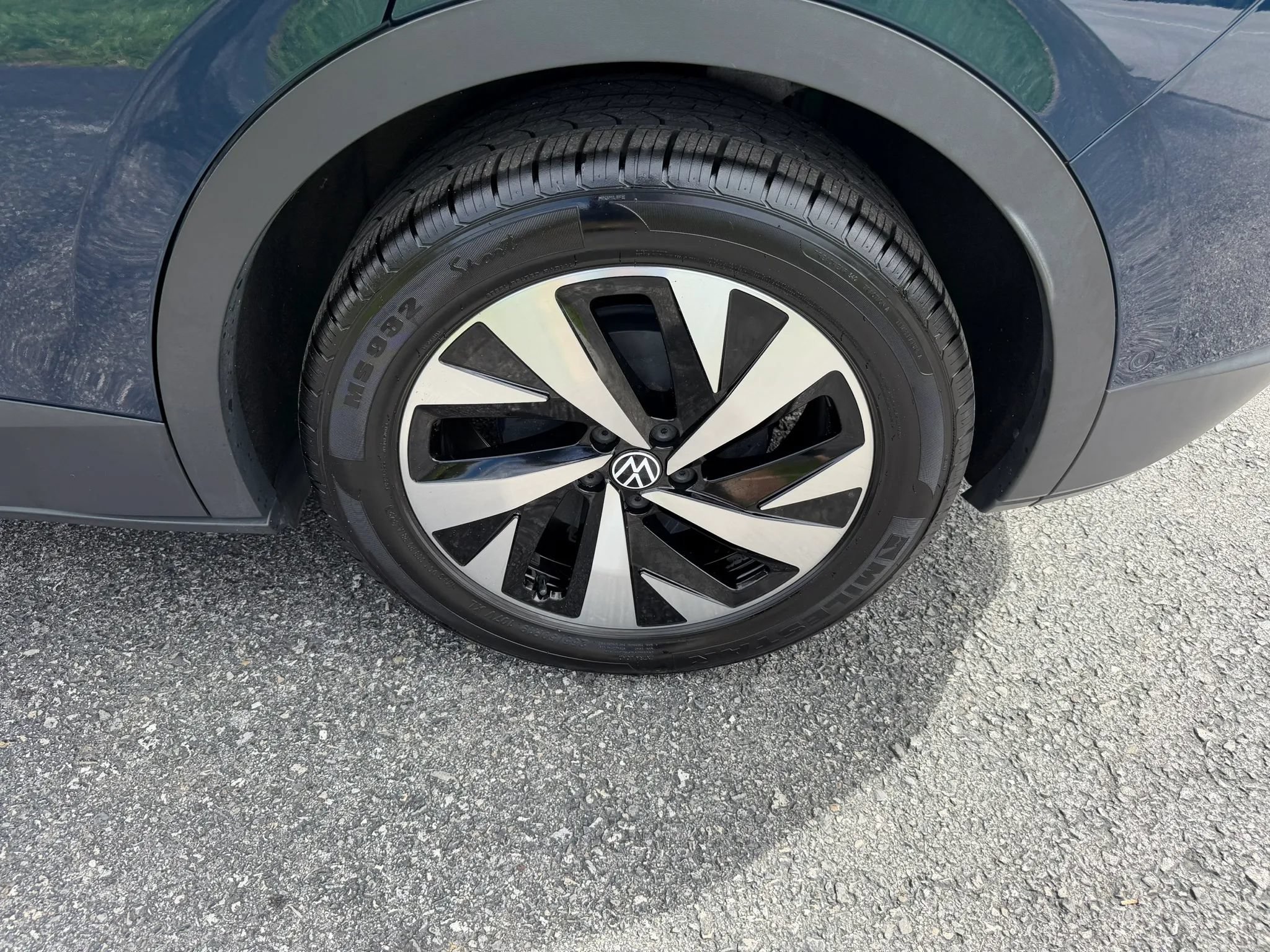 Used 2023 Volkswagen ID.4 Pro RWD image 38