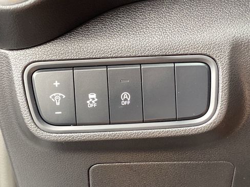 Used 2023 Kia Soul LX w/ Option Group 015 image 17