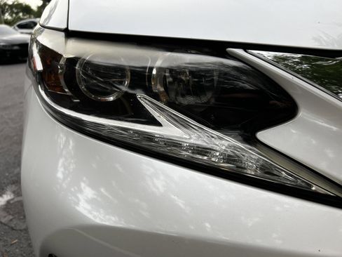 Used 2016 Lexus ES 350 w/ Accessory Package FWD image 12