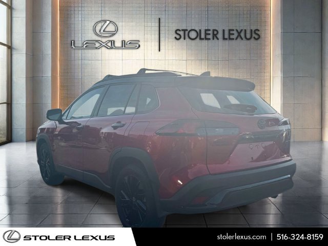 Used 2025 Toyota Corolla Cross AWD Hybrid w/ Moonroof Package image 7