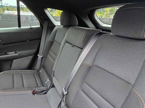 Used 2024 Honda Prologue EX image 17