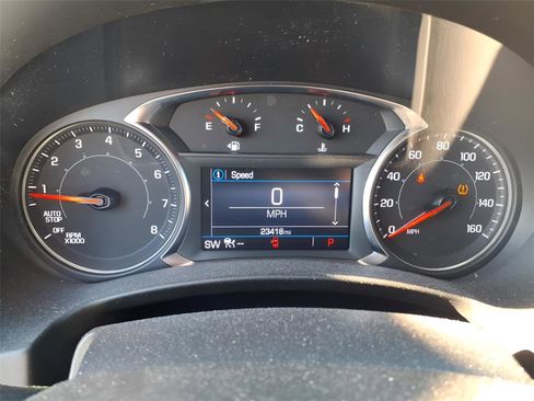 Used 2023 GMC Terrain SLE w/ Elevation Edition image 19