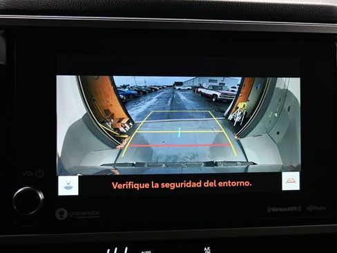 Used 2022 Toyota Tundra SR5 w/ SR5 Convenience Package image 21