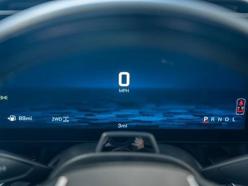 New 2026 Chevrolet Suburban High Country image 54