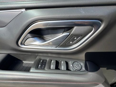 Used 2021 Chevrolet Tahoe RST w/ Rear Media and Nav Package image 15