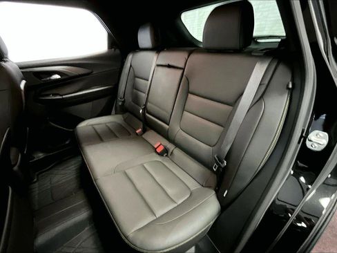 Used 2025 Chevrolet TrailBlazer ACTIV w/ Driver Confidence Package image 25