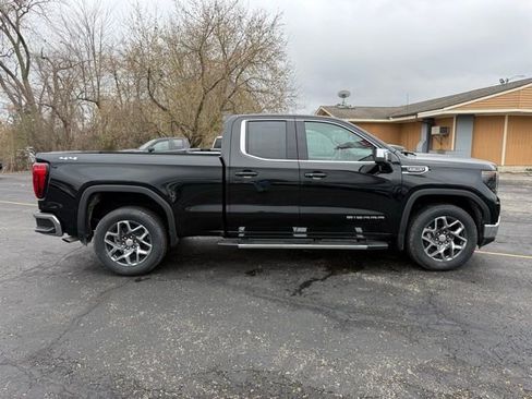 New 2026 GMC Sierra 1500 SLE w/ Preferred Package AWD/4WD image 2
