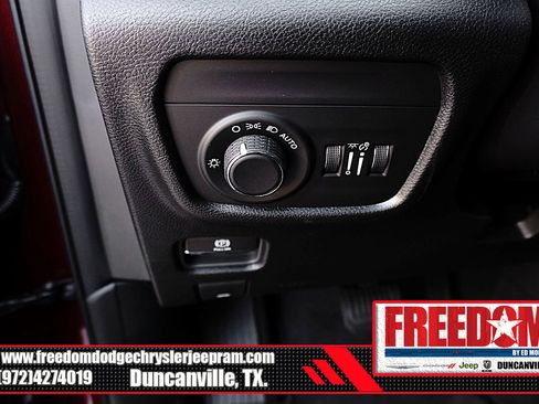 New 2025 Jeep Grand Cherokee L Laredo RWD image 28