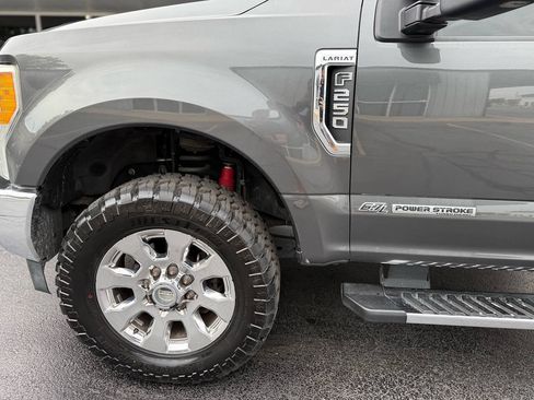 Used 2017 Ford F250 Lariat w/ Lariat Value Package AWD/4WD image 10
