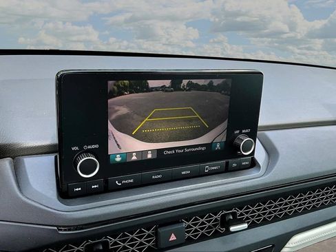 Used 2023 Honda Accord EX image 15