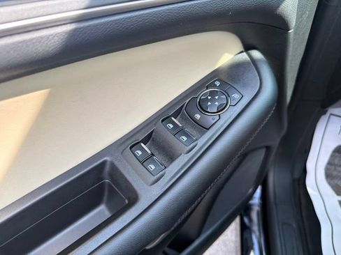 Used 2024 Ford Edge SEL w/ Convenience Package AWD/4WD image 25