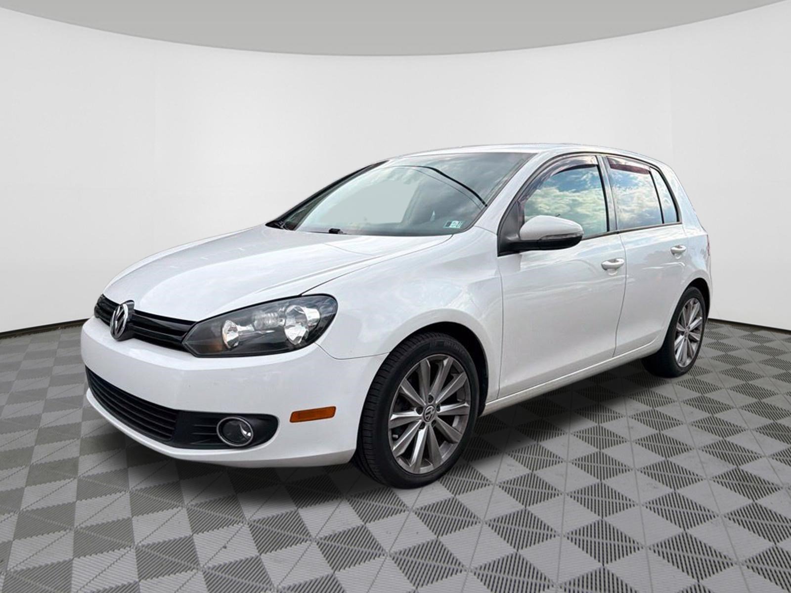 Used 2014 Volkswagen Golf TDI FWD image 3
