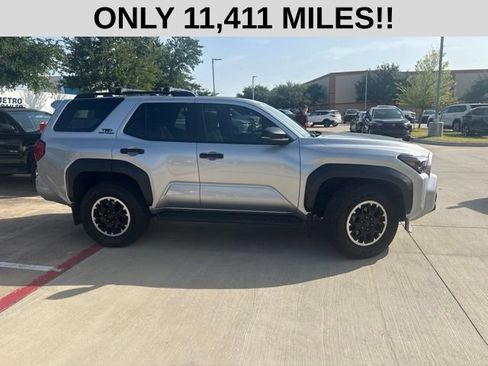 Used 2025 Toyota 4Runner TRD Off-Road Premium w/ Tow Technology Package AWD/4WD image 2