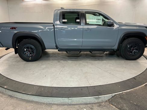 New 2026 Nissan Frontier PRO-4X w/ Pro-4x Convenience Package image 6