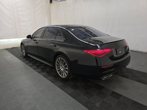 Used 2022 Mercedes-Benz S 500 4MATIC w/ AMG Line Package image 8