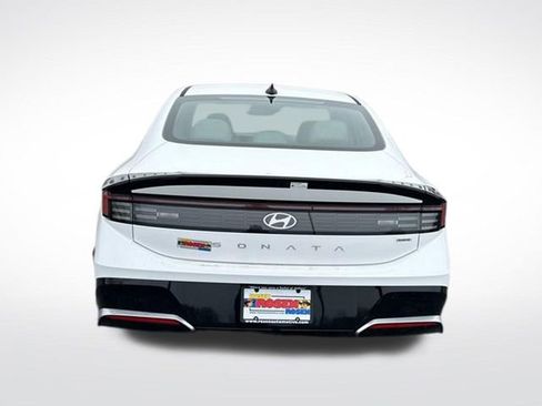 New 2025 Hyundai Sonata SEL FWD image 5