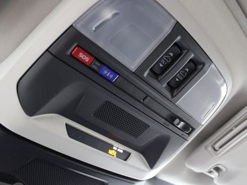 New 2026 Subaru Crosstrek 2.0i Premium image 18