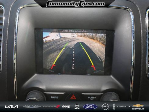 Used 2018 Dodge Durango AWD image 16