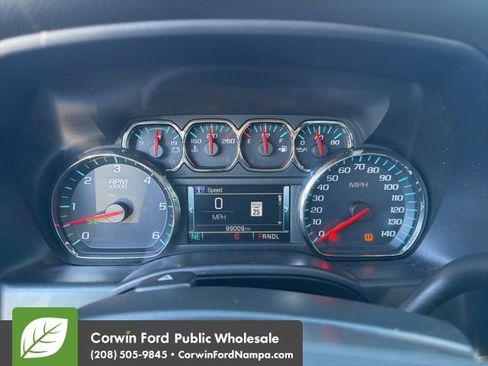 Used 2018 Chevrolet Silverado 1500 LT w/ All Star Edition image 18