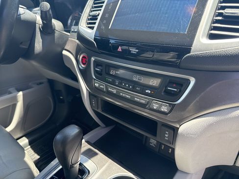 Used 2016 Honda Pilot EX-L image 32