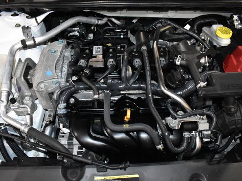 Used 2024 Nissan Sentra SV image 34