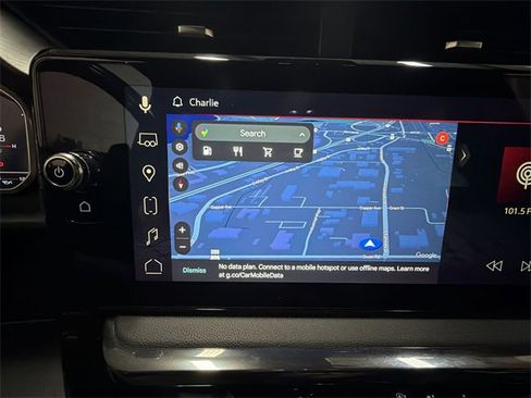 Certified 2022 GMC Sierra 1500 AT4 w/ AT4 Preferred Package image 18