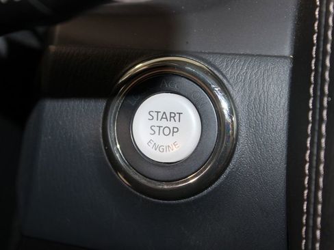 Used 2023 Nissan Armada Platinum w/ Captain's Chairs Package image 31