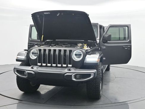 Used 2020 Jeep Gladiator Overland AWD/4WD image 42