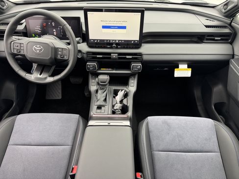New 2026 Toyota RAV4 XSE AWD/4WD image 4
