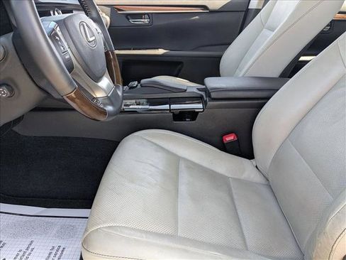 Used 2015 Lexus ES 350 w/ Luxury Package image 15