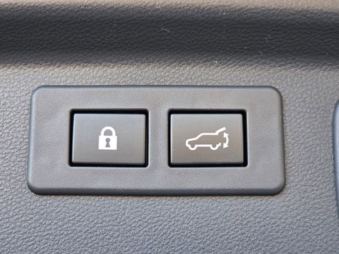 Used 2023 Subaru Forester Sport image 16