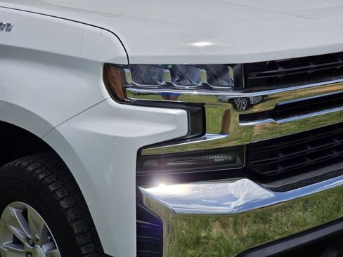 Used 2021 Chevrolet Silverado 1500 LT RWD image 4
