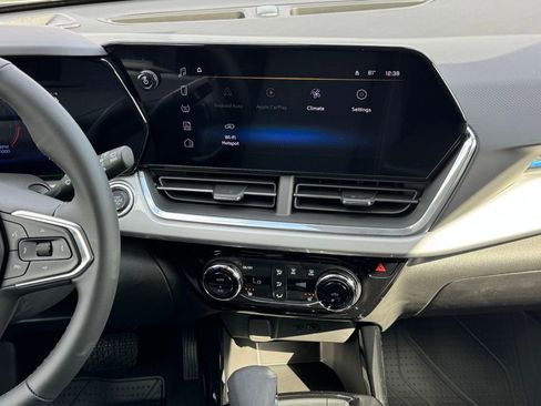 New 2026 Chevrolet Trax LT w/ Driver Confidence Package image 28