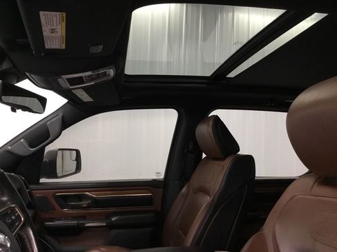 Used 2022 RAM 1500 Limited image 9