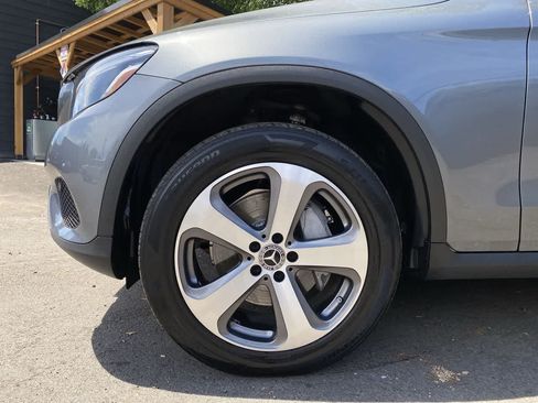 Used 2019 Mercedes-Benz GLC 300 4MATIC image 11
