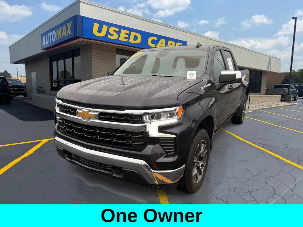 Used 2024 Chevrolet Silverado 1500 LT AWD/4WD image 1