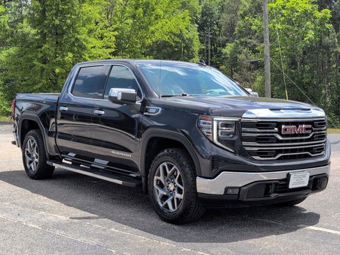 Used 2023 GMC Sierra 1500 SLT w/ SLT Premium Package image 8
