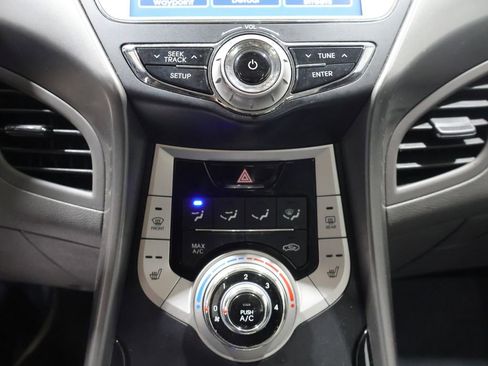 Used 2012 Hyundai Elantra Limited w/ Technology Pkg 5 FWD image 28