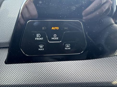 New 2026 Volkswagen GTI SE FWD image 14