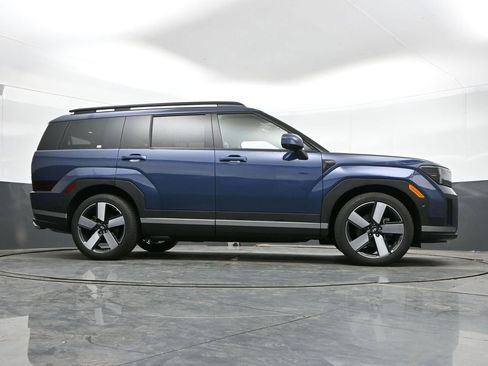 Used 2025 Hyundai Santa Fe Limited AWD/4WD image 42