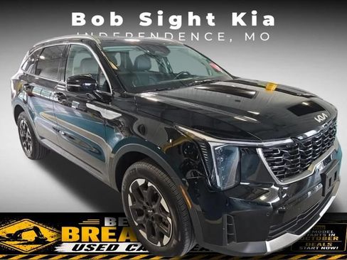 Used 2024 Kia Sorento S AWD/4WD image 5