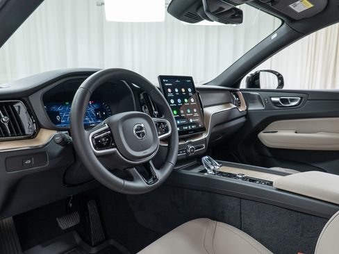 New 2026 Volvo XC60 B5 Plus w/ Climate Package image 12