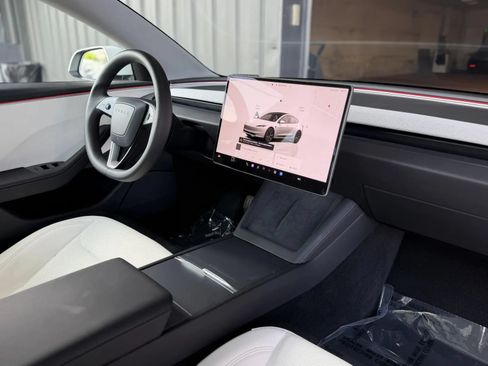 Used 2025 Tesla Model 3 Long Range RWD image 20